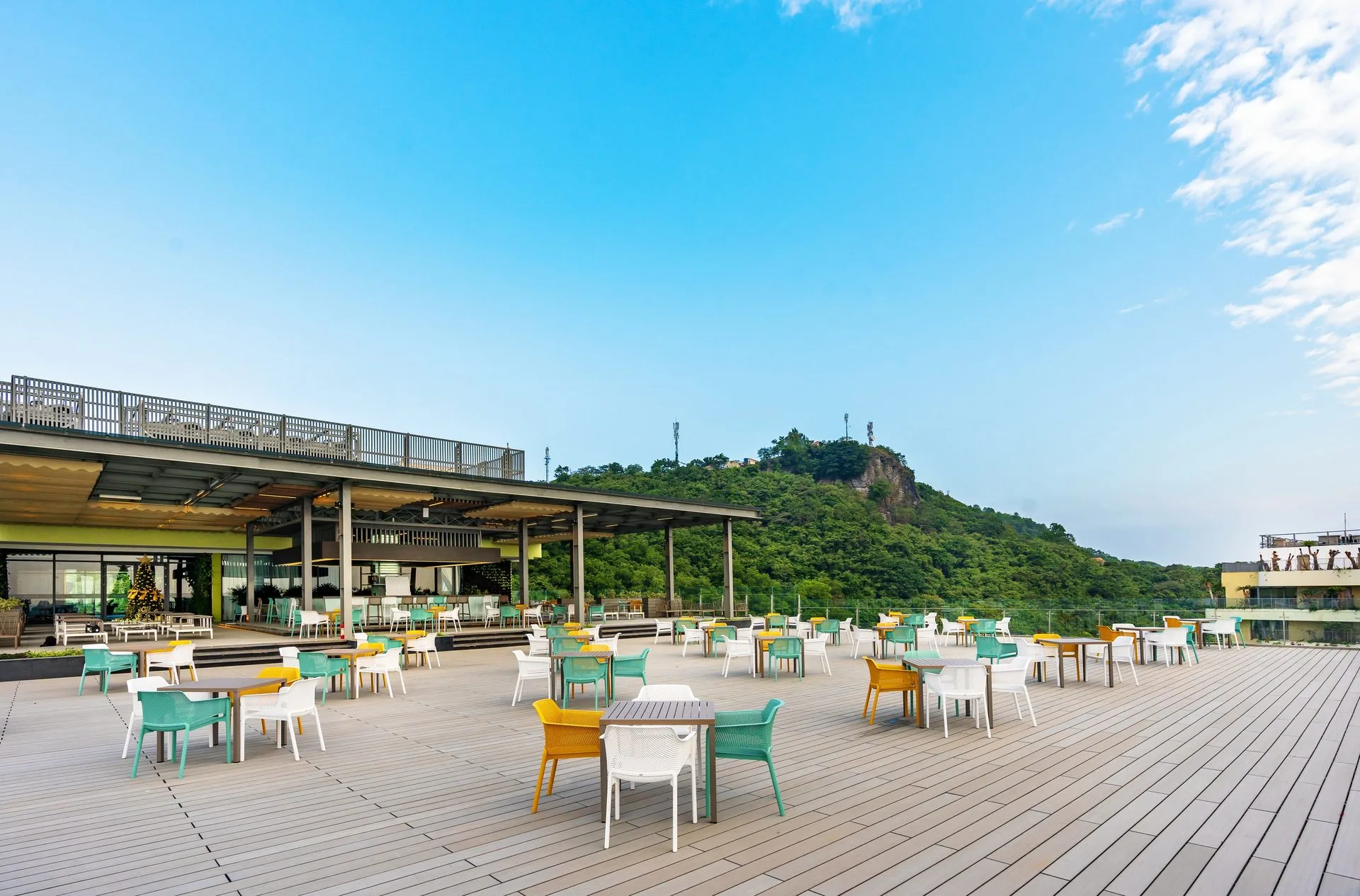 Lan Hạ Sky Bar